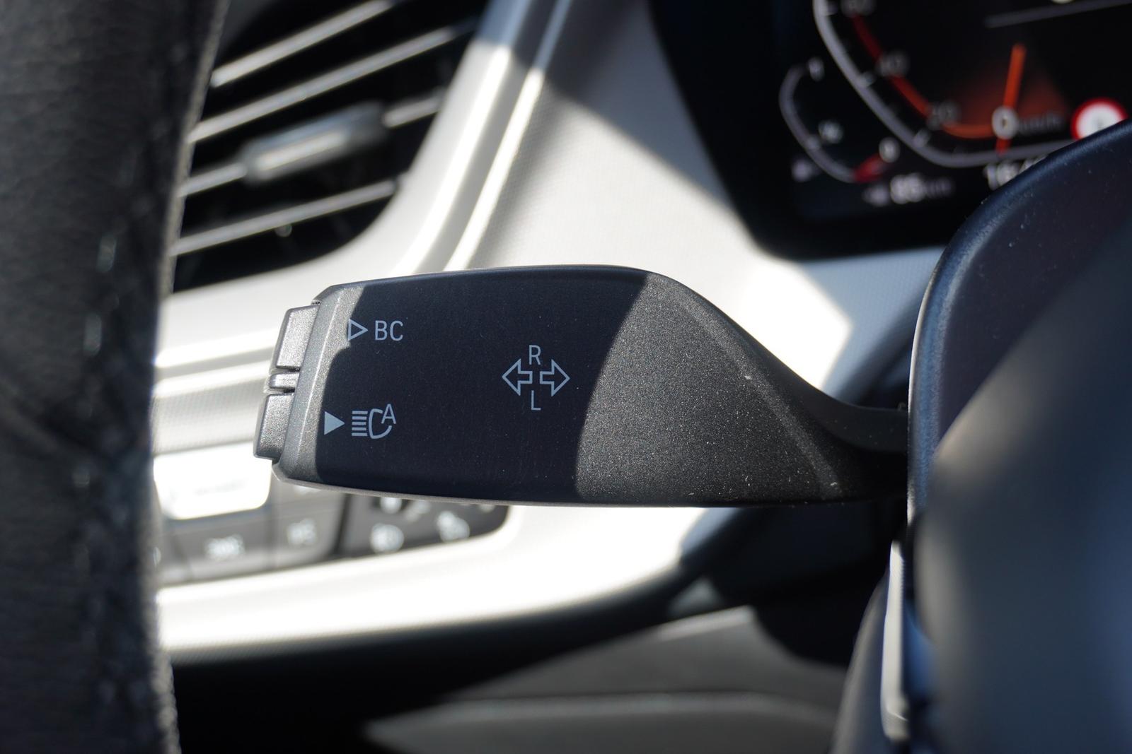 BMW 118 i Advantage LED Navi Sitzheizung Tempomat DAB, миниатюра 20