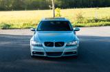 BMW E90 335i xDrive N54 - silberne BMW 335