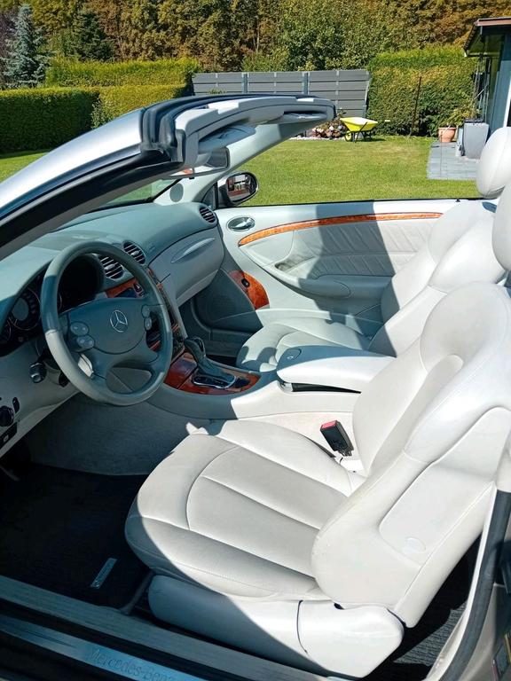 Mercedes-Benz CLK 200