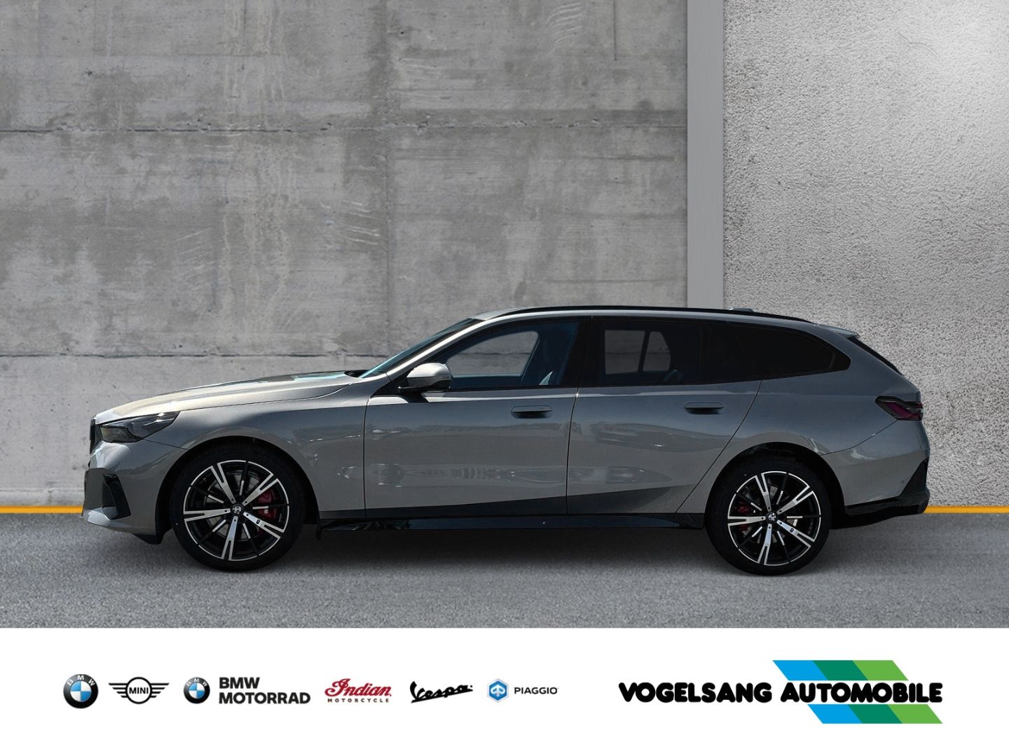 Fahrzeugabbildung BMW i5 40 eDrive M Sport Touring eDrive40 Park-Assis