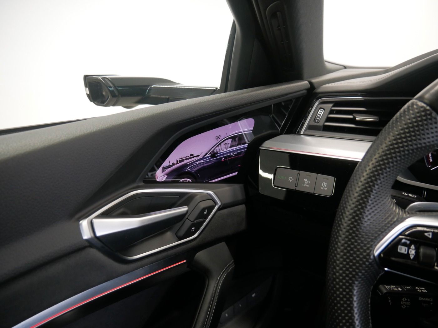 Audi e-tron - Bild 14