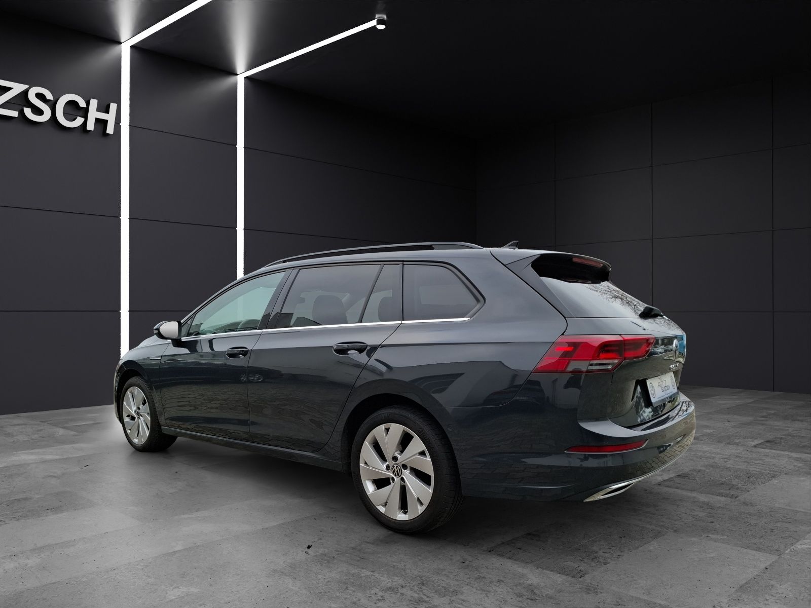 Fahrzeugabbildung Volkswagen Golf VIII Variant TDI Style DSG LED Navi AID ACC