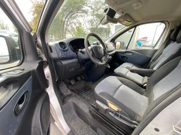 Opel Vivaro - 10