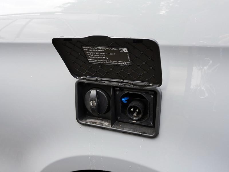 Mercedes-Benz V 250 MARCO POLO KÜCHE MOPF MARKISE AIRMATIC 360