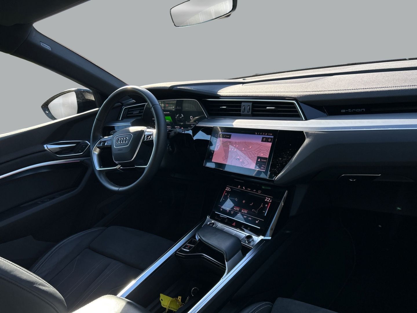 Audi Q8 e-tron Sportback 50 Luftfederung AD Niveau AH foto 17