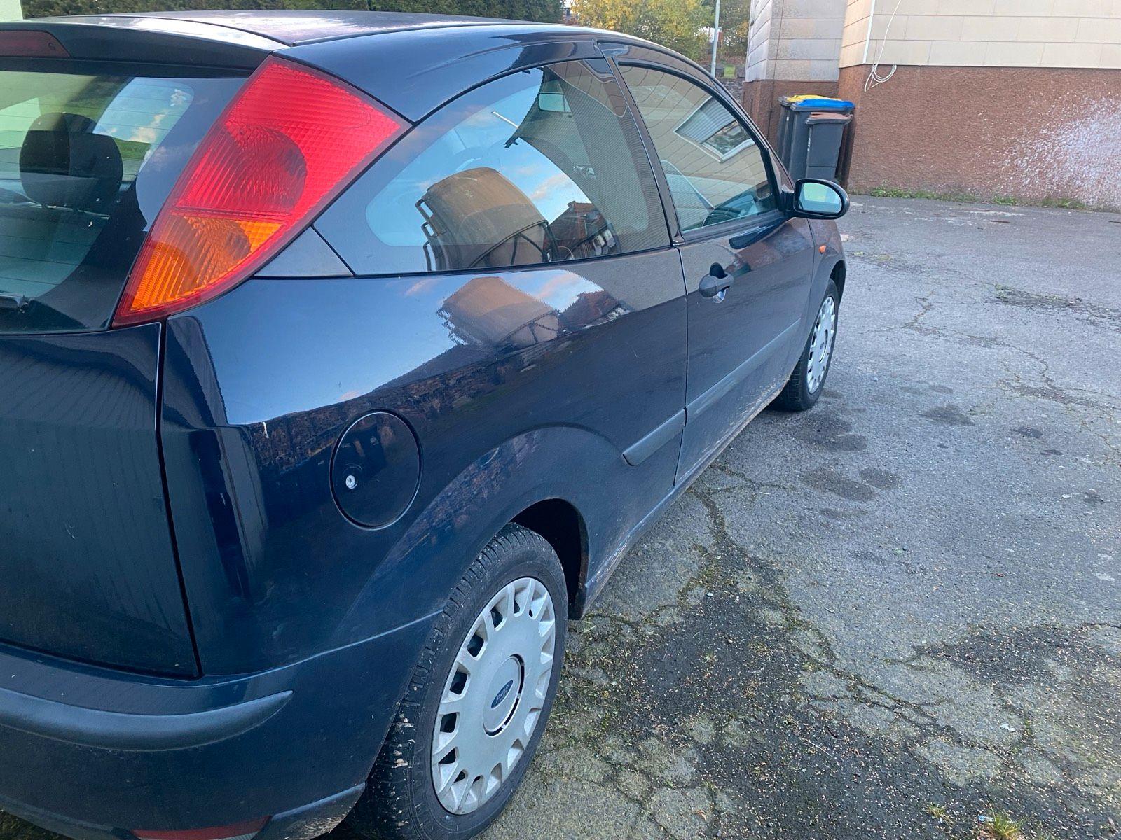 Ford Focus 2004 — photo 6