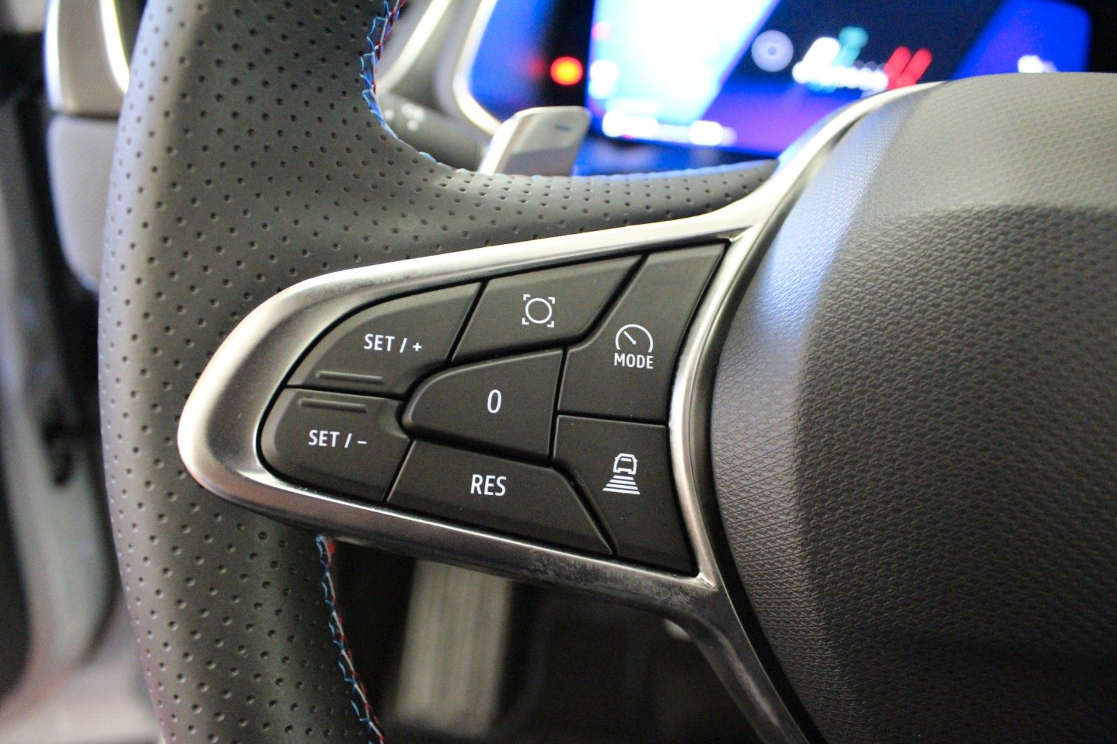 Fahrzeugabbildung Renault Symbioz Mild Hybrid 140 EDC Esprit Alpine