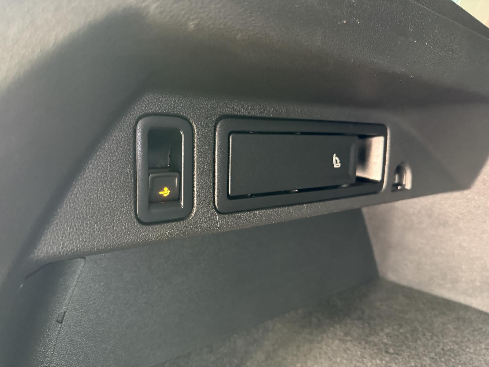 Volkswagen Tiguan 2,0 TSI 4Motion Life DSG Navi*ACC*LED*AHK, миниатюра 9