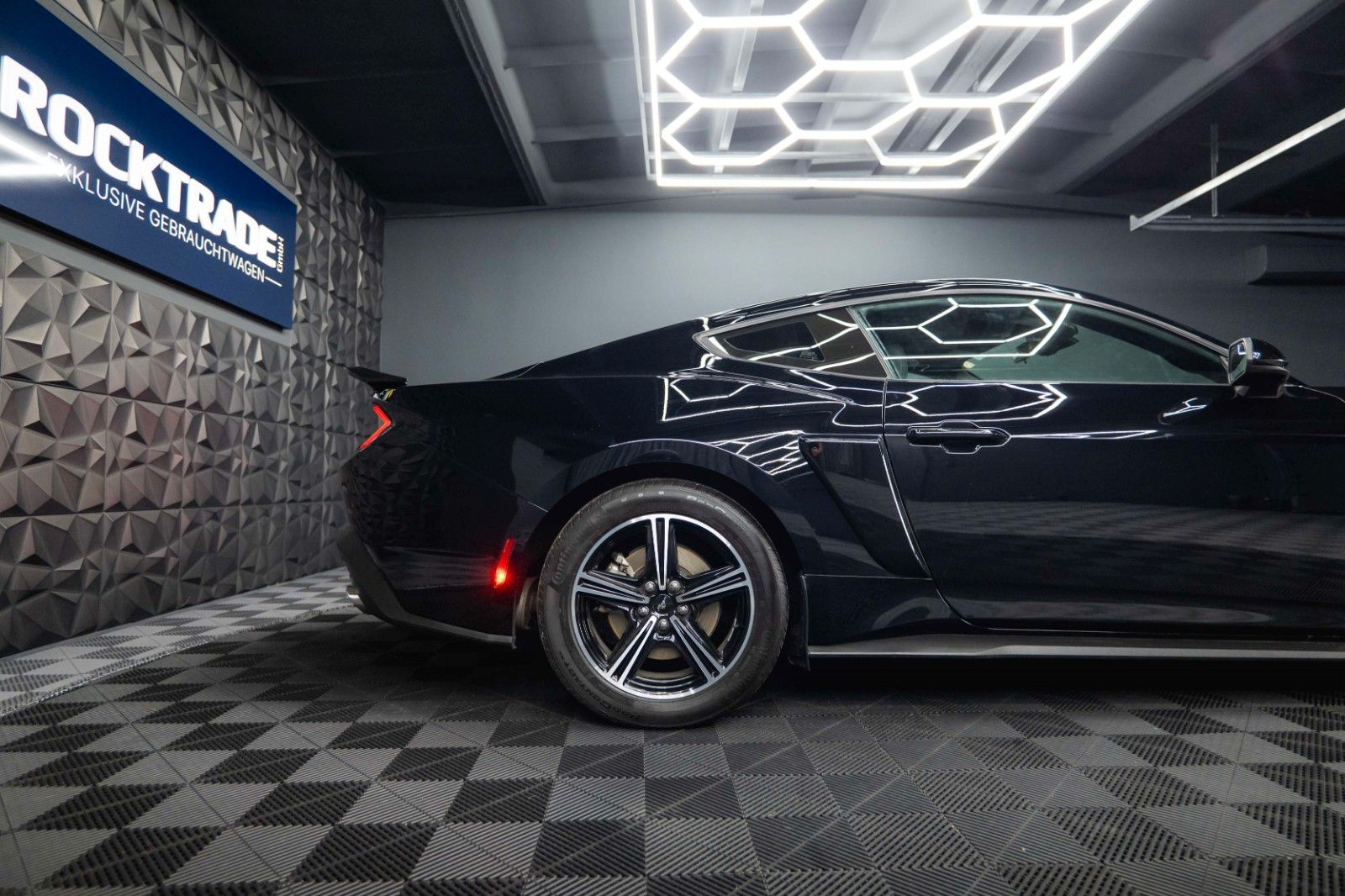 Fahrzeugabbildung Ford Mustang GT Coupe DARK HORSE MY2024 LED 19%