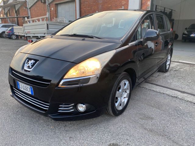 Peugeot 5008 1.6 HDi 112CV Premium