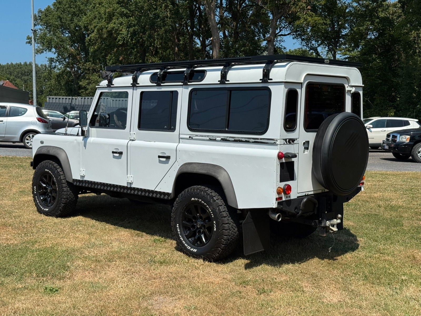 Fahrzeugabbildung Land Rover Defender 110 E Station Wagon "VK nur an GEWERBE"