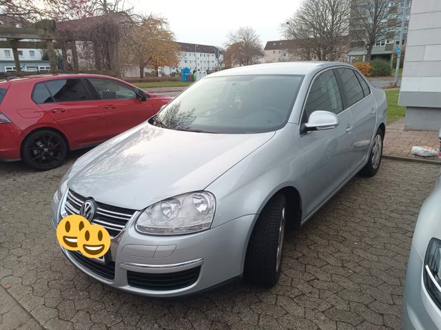 Volkswagen VW Jetta V 1.6 Comfortline (neu TÜV)