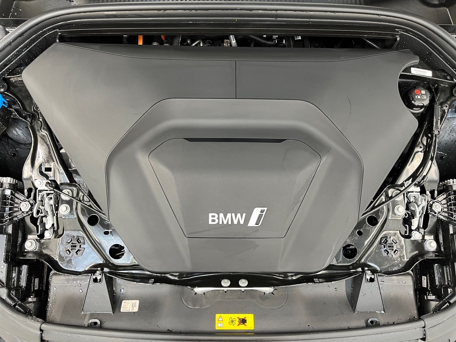 BMW iX1 - Bild 16