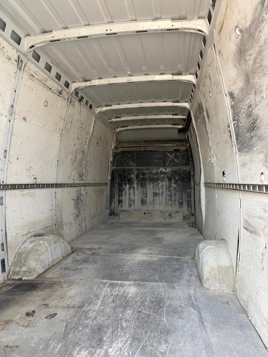 Iveco Daily Kasten 2.3TDI Autom.!Klima!DAB!GRA!AHK!PDC