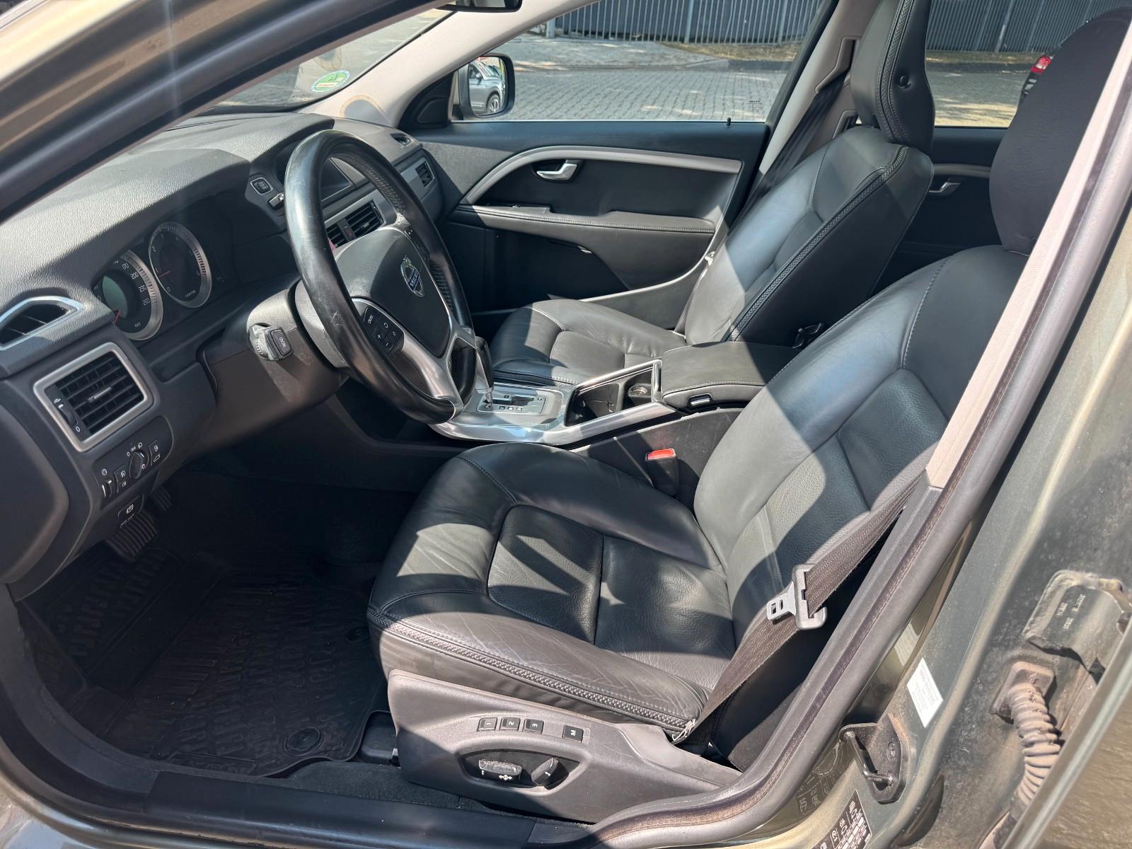 VOLVO XC70 SUMMUM 163CH