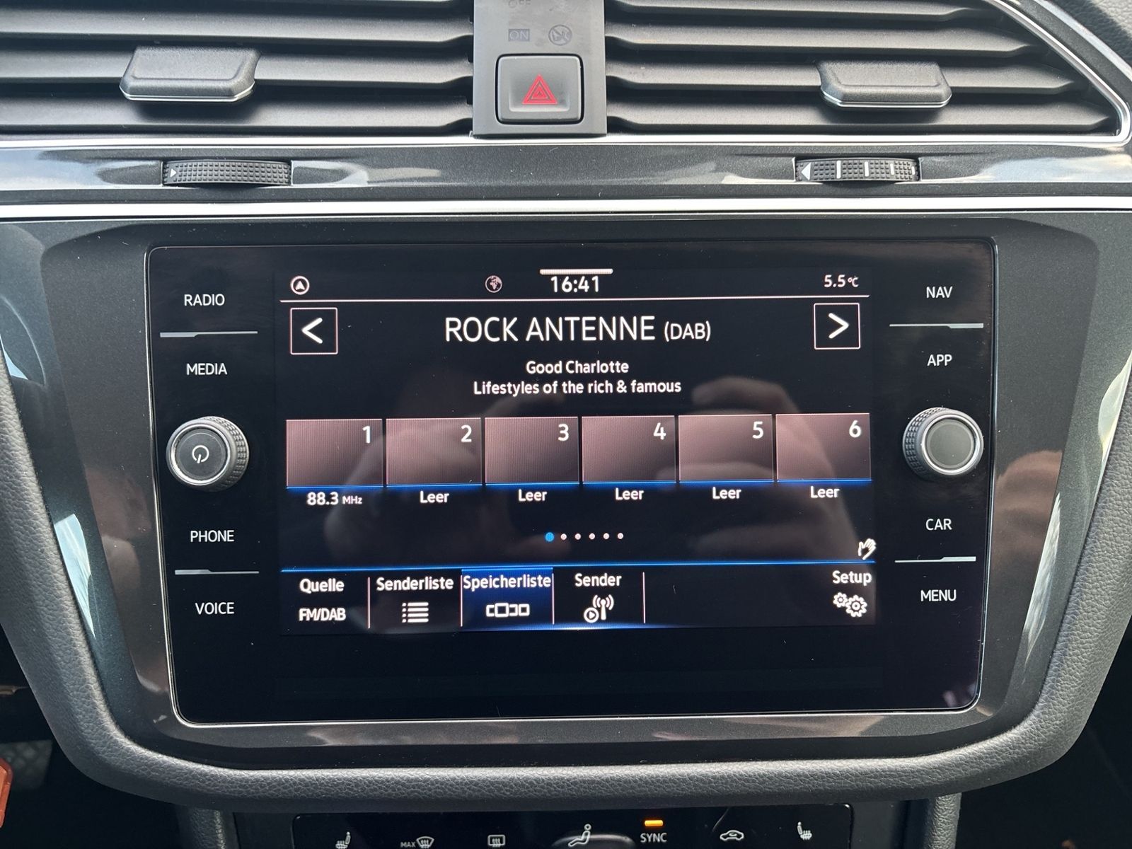 Tiguan 1.5 TSI, ACC, Winterpaket, Dachreling, Cl