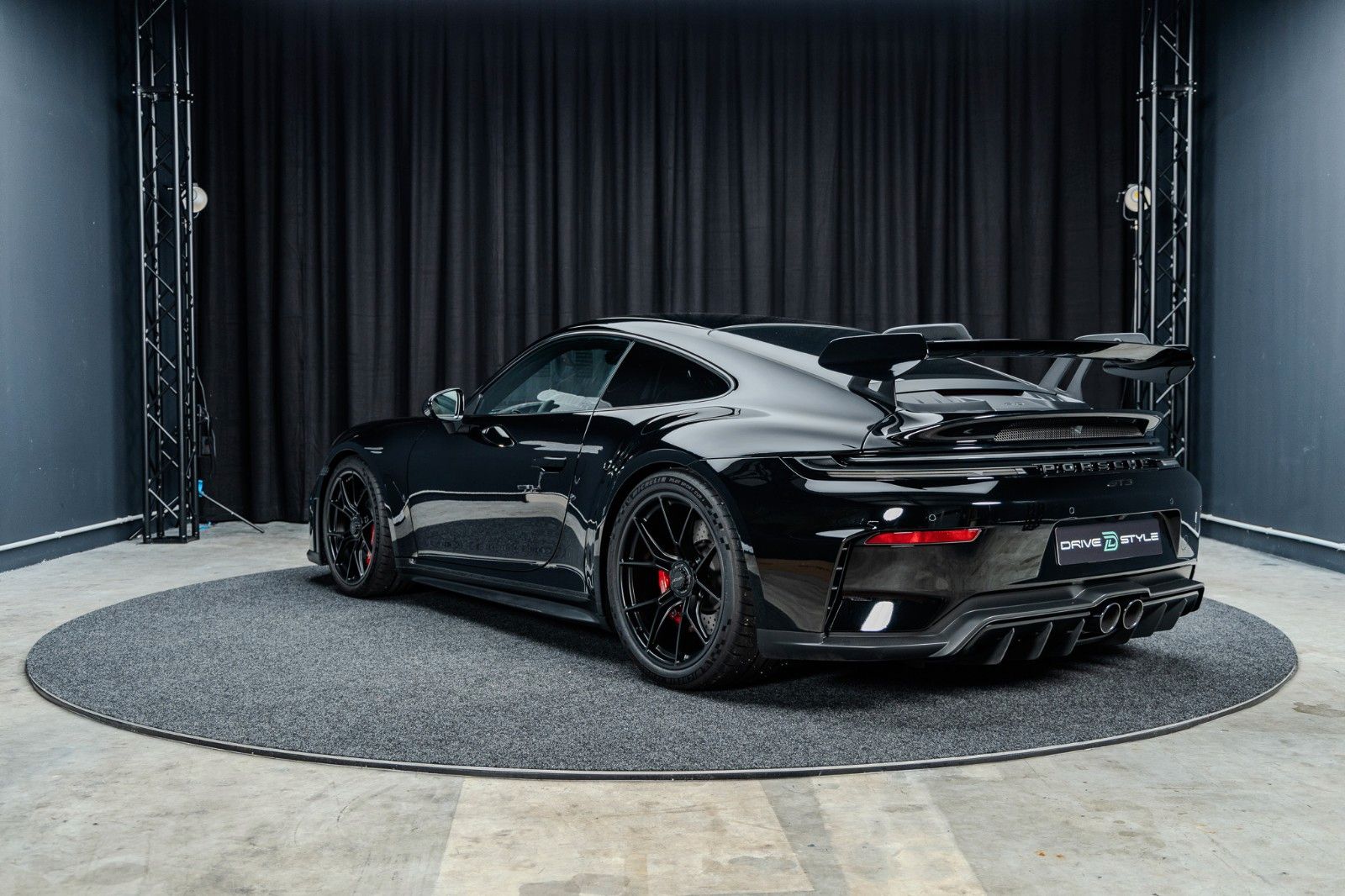 Fahrzeugabbildung Porsche GT3 + 1. Hand + 1.835 km + Lift + Carbon + BOSE
