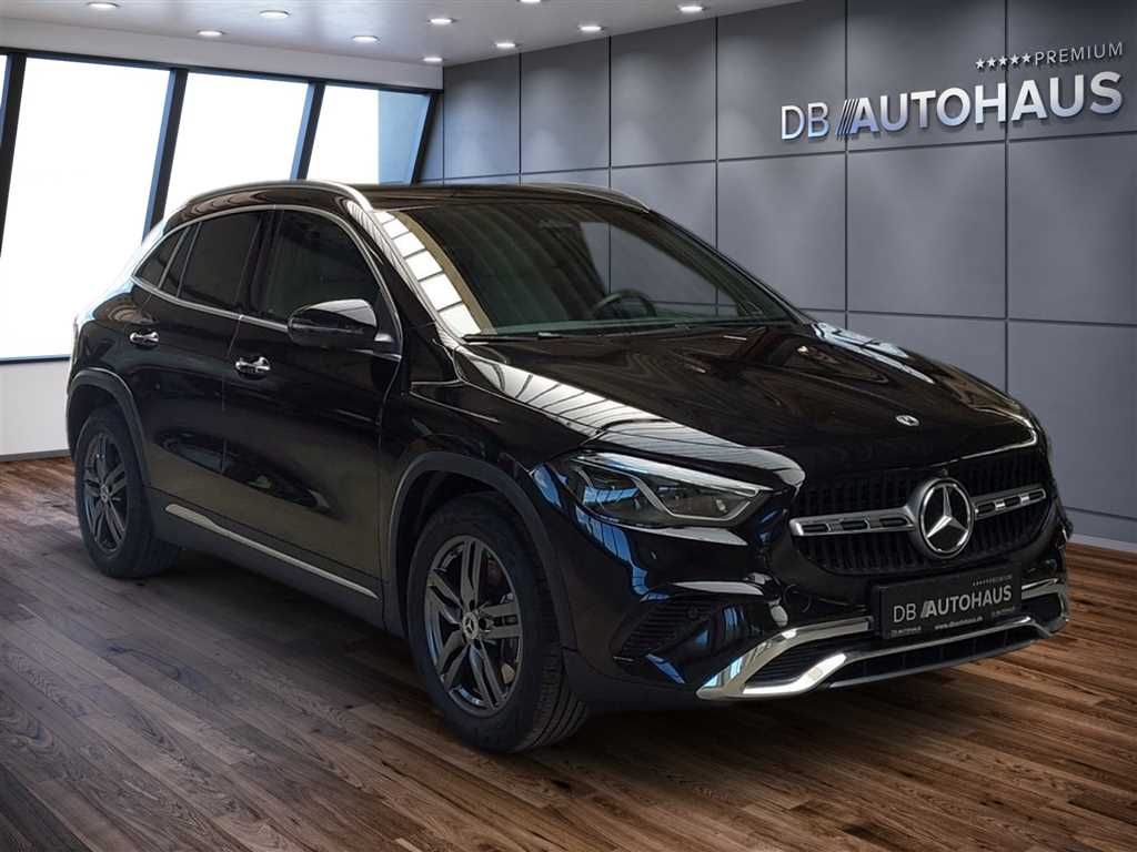 Mercedes-Benz GLA 200 Progressive Line Advanced Plus DCT foto 2