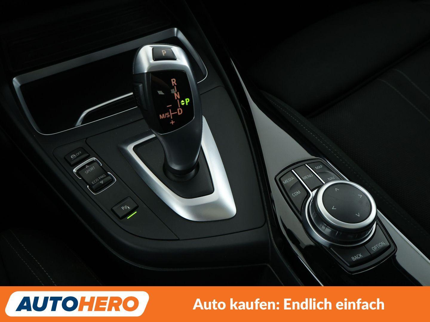 BMW 120i Edition M Sport Shadow Aut*NAVI*LED*TEMPO*