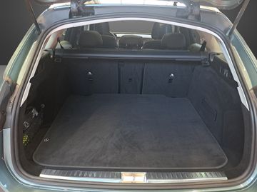 Mercedes E 220 - 11
