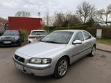 Volvo S60 2.4 20V 5-Zylinder Automatik Comfort - gebrauchte Volvo S60 aus dem Jahr 2002
