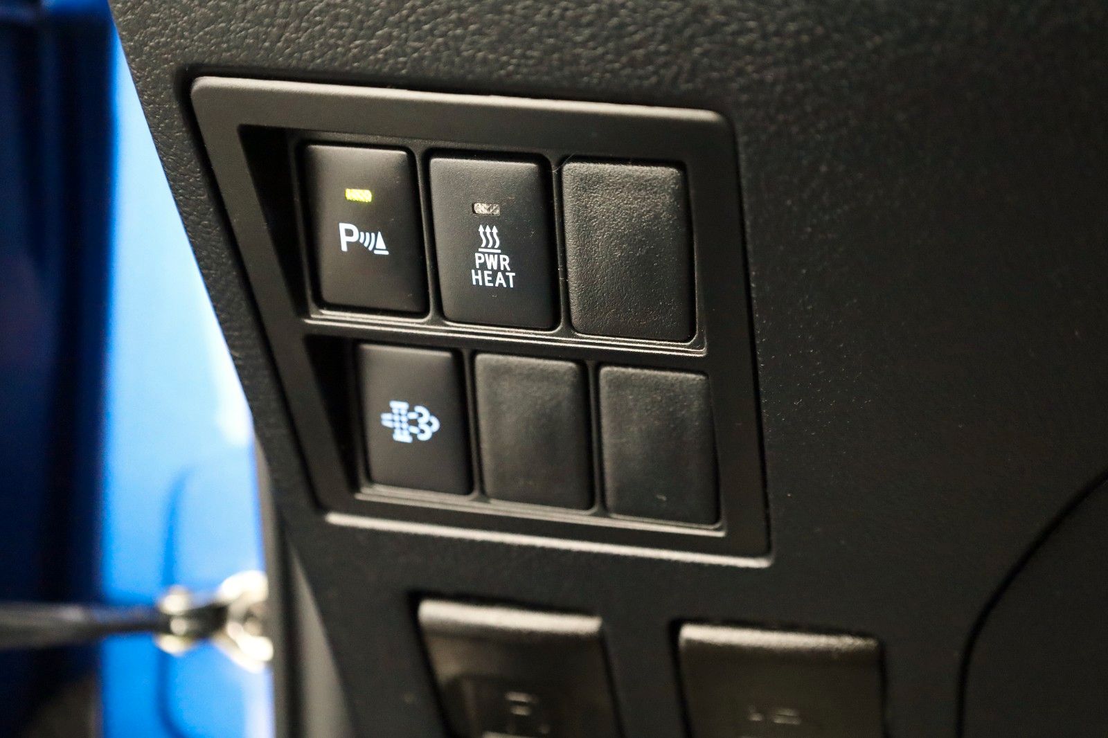 Fahrzeugabbildung Toyota Hilux 2.8 Executive 4x4,LED,Navi,Kamera,Hardtop