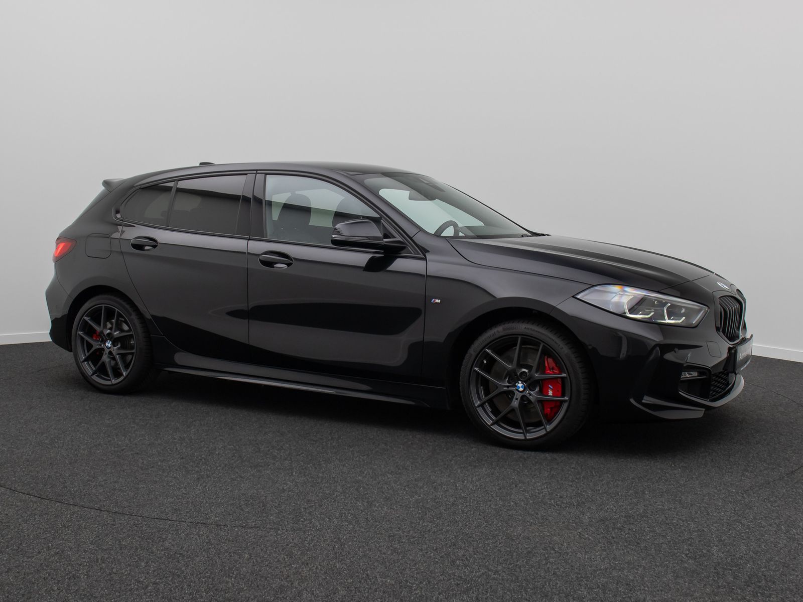 Fahrzeugabbildung BMW 118i M Sport DAB Komfort H/K LED Leder 18Zoll