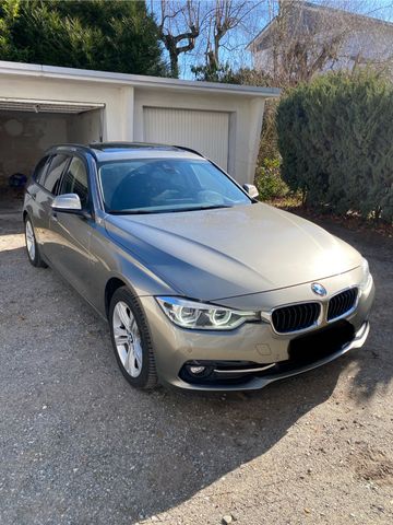 BMW 320d xDrive Touring HeadUp Panoramadach DAB 