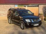 Nissan Pathfinder 3.0 dCi LE - Nissan Pathfinder: 3.0