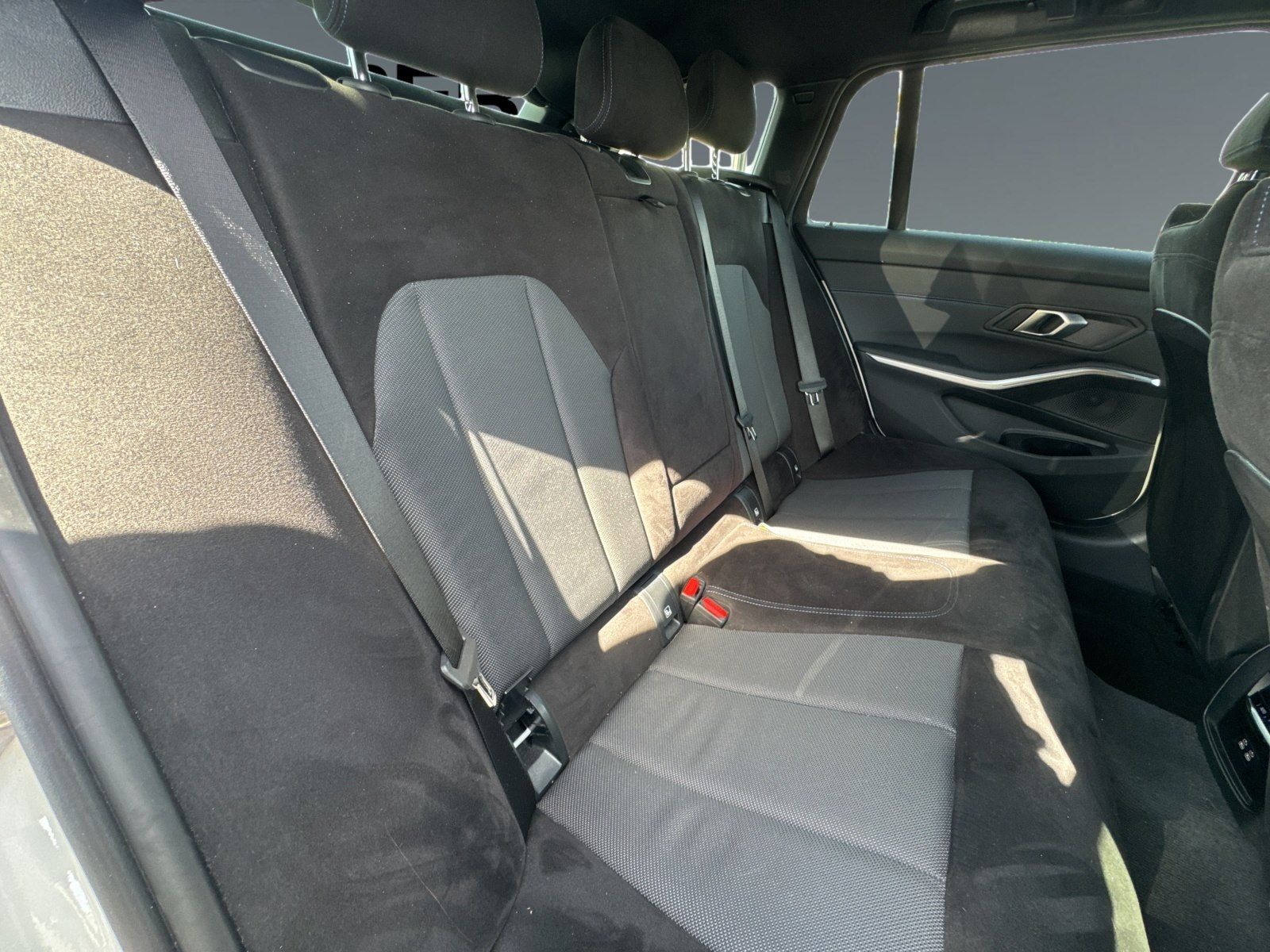 BMW 320 - Bild 14
