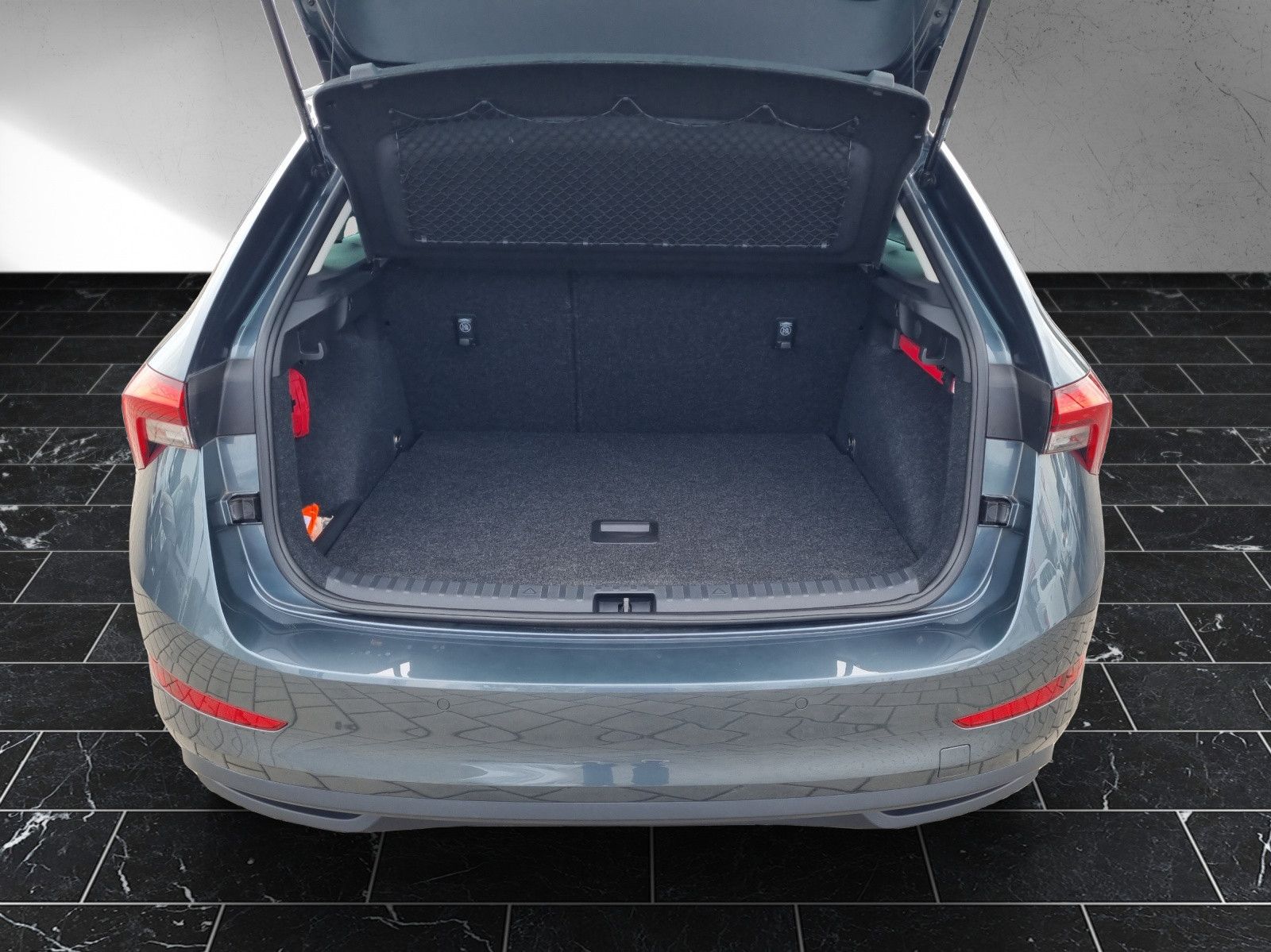 Fahrzeugabbildung SKODA Scala Clever 1,0 TSI DSG GRA PDC LED