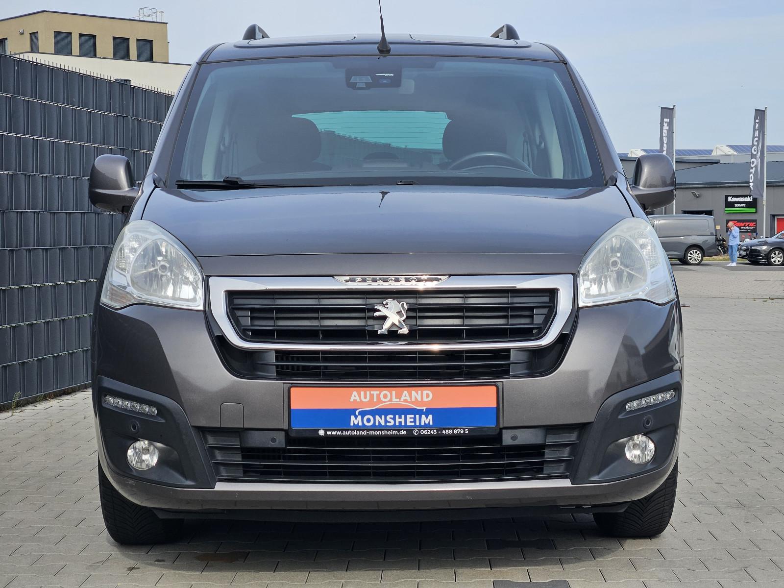 Peugeot Partner Tepee 1.2 e-THP Allure PANO NAV KAM AHK
