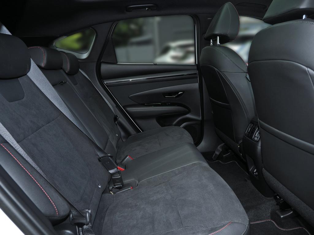 Hyundai TUCSON 1.6 T-GDI N LINE 4WD PANO NAVI KAMERA, миниатюра 13