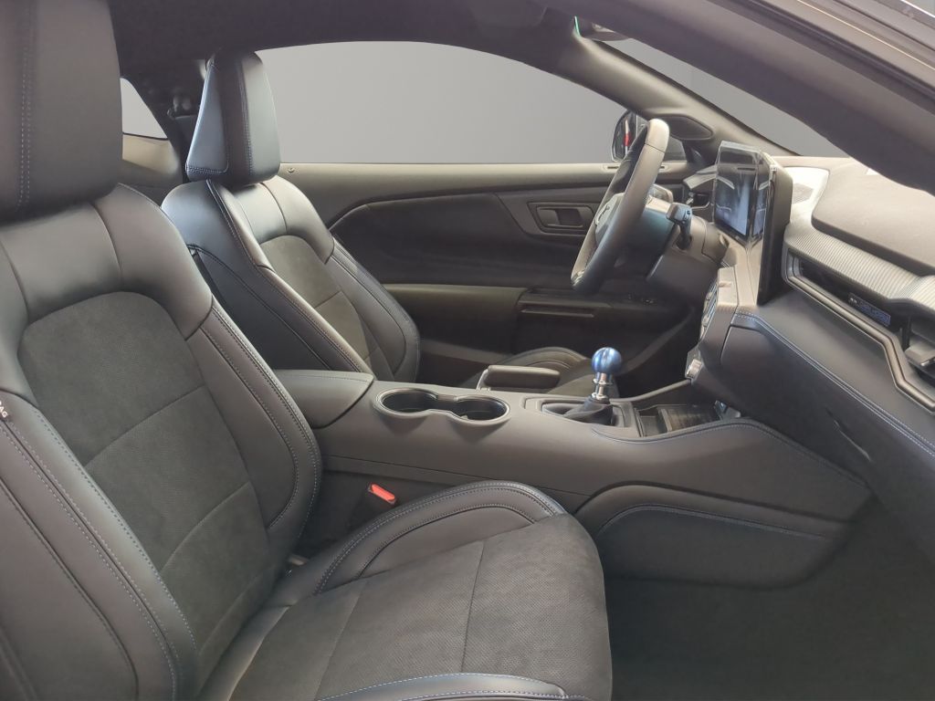 Fahrzeugabbildung Ford Mustang  Dark Horse 5.0 V8 6-Gang