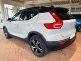Volvo XC40 B4 R-Design Autom PDC Cam Blis NR scheckh - Volvo XC40 aus 2020