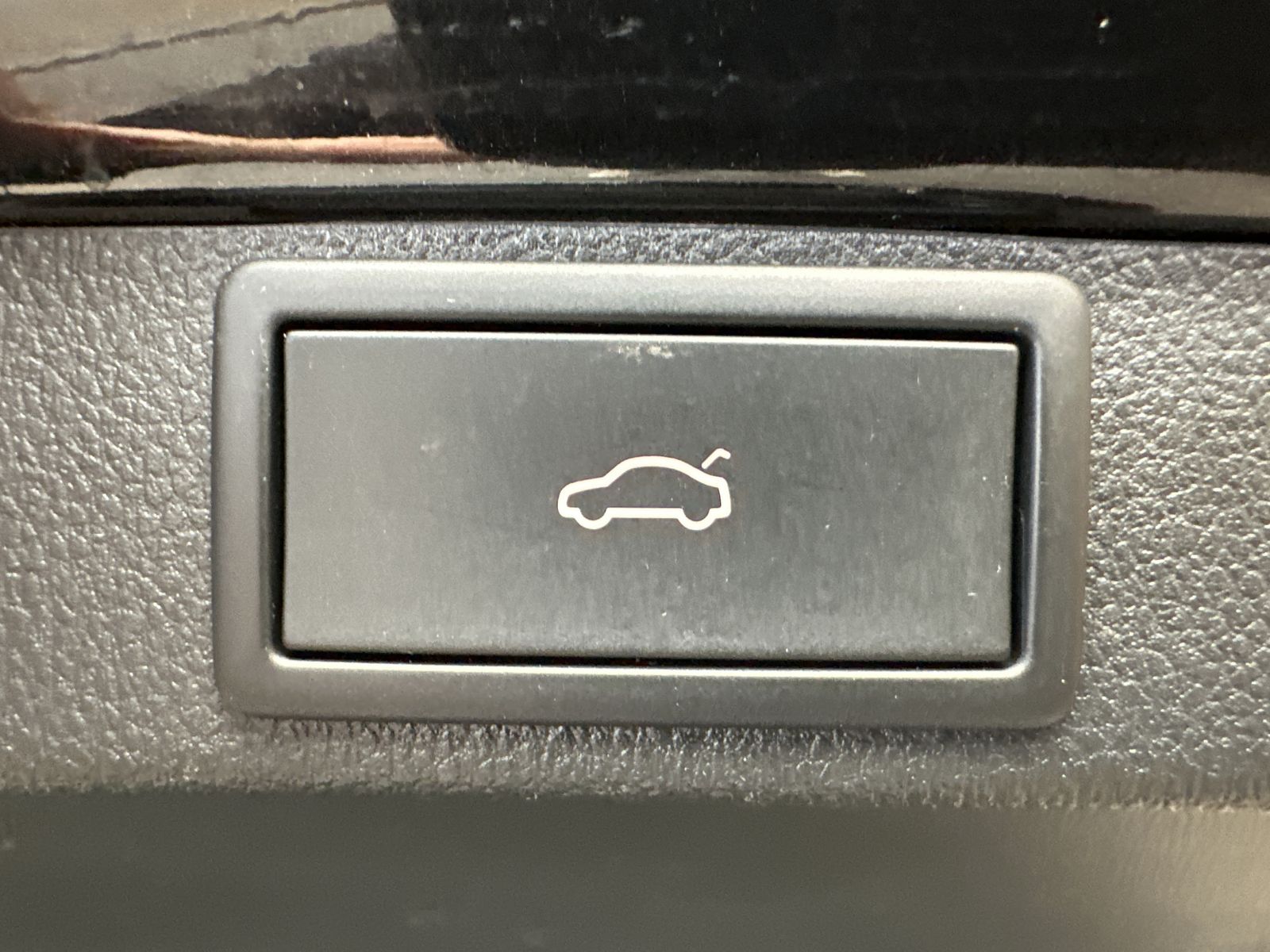 Fahrzeugabbildung SKODA Octavia Combi 2.0 TDI DSG Style NAV+LED+HEAD-UP