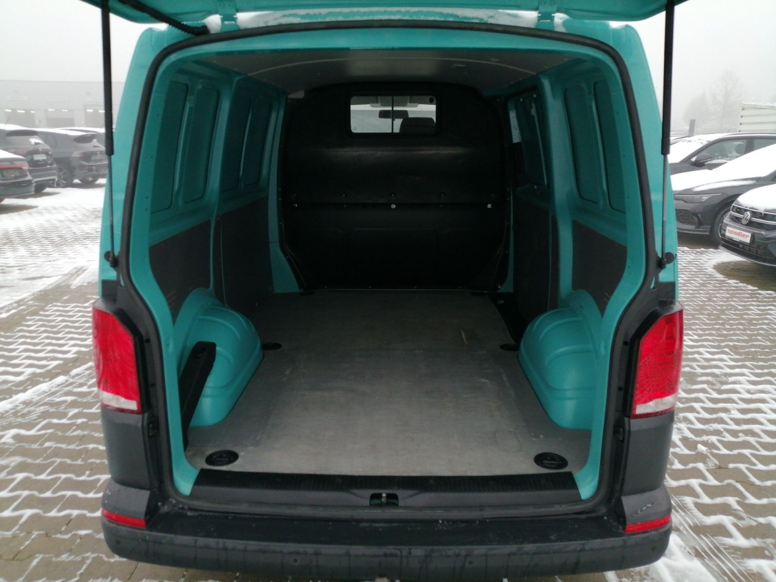 Volkswagen T6 Transporter - Bild 15