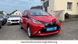 Toyota AYGO x-play touch/Kamera/SHZ/Klima/Tampomat/4Tür - Toyota in Bochum