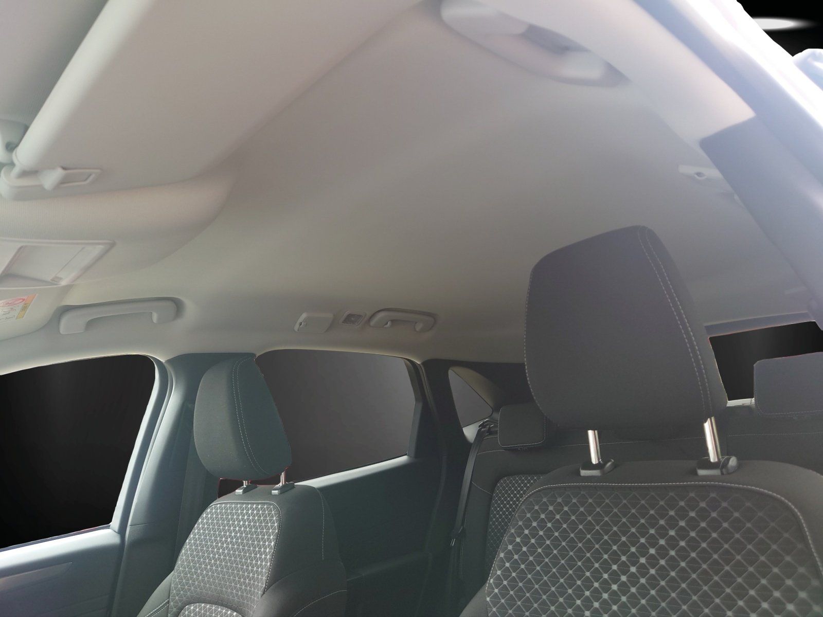 Fahrzeugabbildung Ford Kuga Titanium FHEV