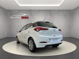 Hyundai i20 Pure1.Hand klima S.Heizung USB AUX Ipod - Hyundai i20 Gebrauchtwagen in Bremen