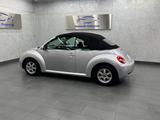 Volkswagen New Beetle Cabriolet 1.6 *Klima/PDC* - Volkswagen New Beetle mit Benzin-Antrieb: Silber, Cabrio, 1.6