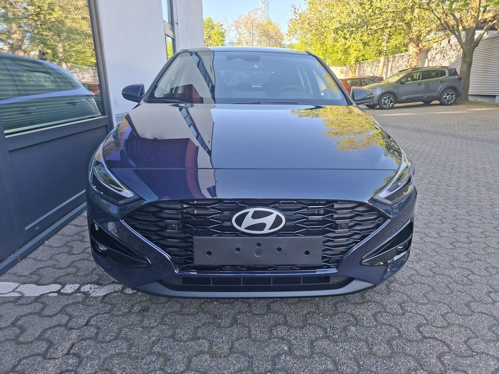Hyundai i30 1.6 T-GDI 7DCT GO SHZ|NAVI|PDC|KAMERA