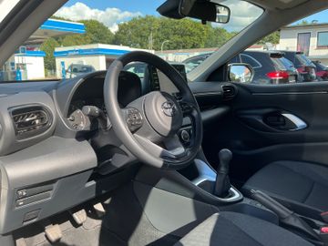 Toyota Yaris - 11
