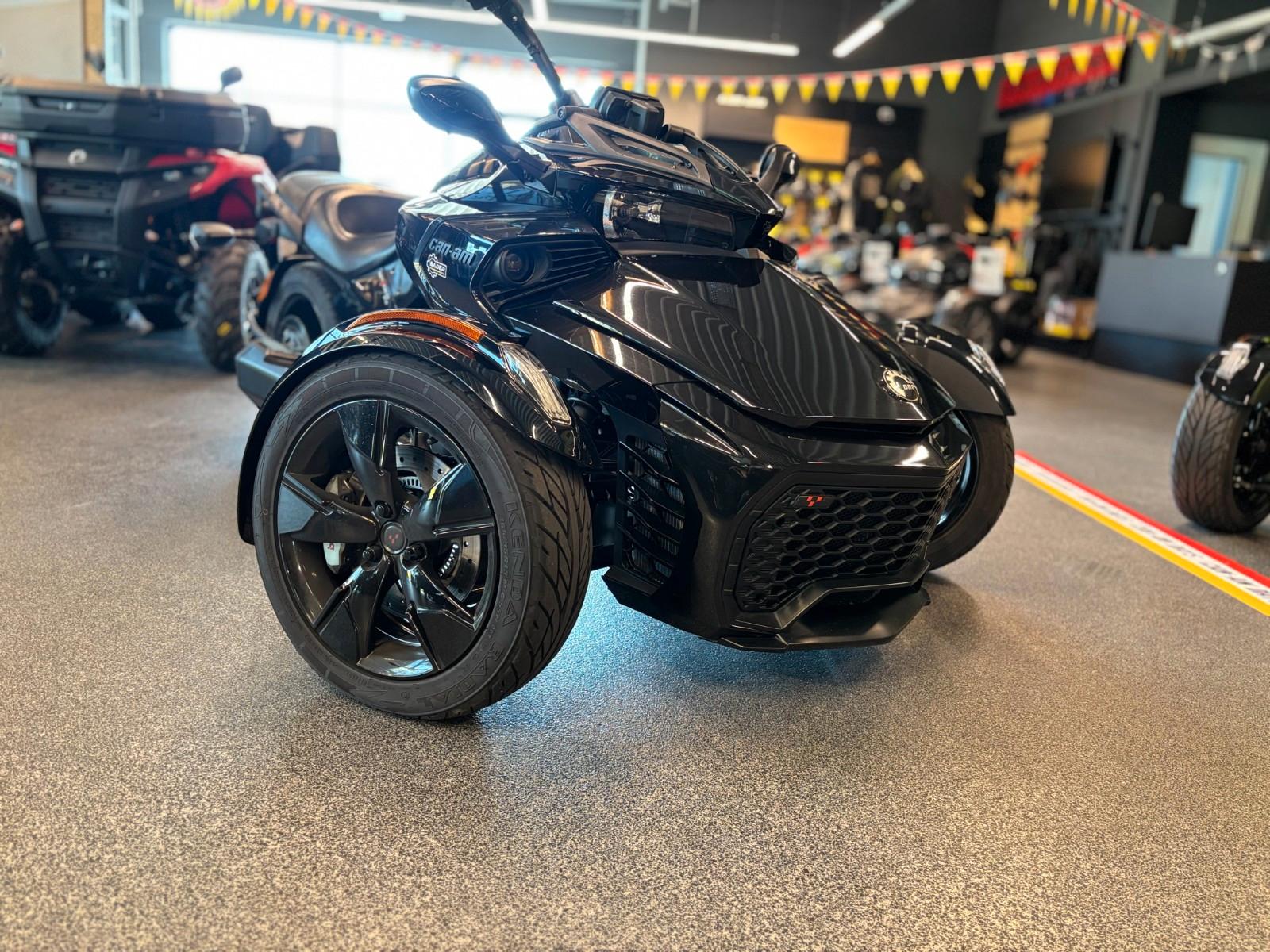 Can-Am SPYDER F3 SPORT | ALL BLACK EDITION | NO F3-S LT