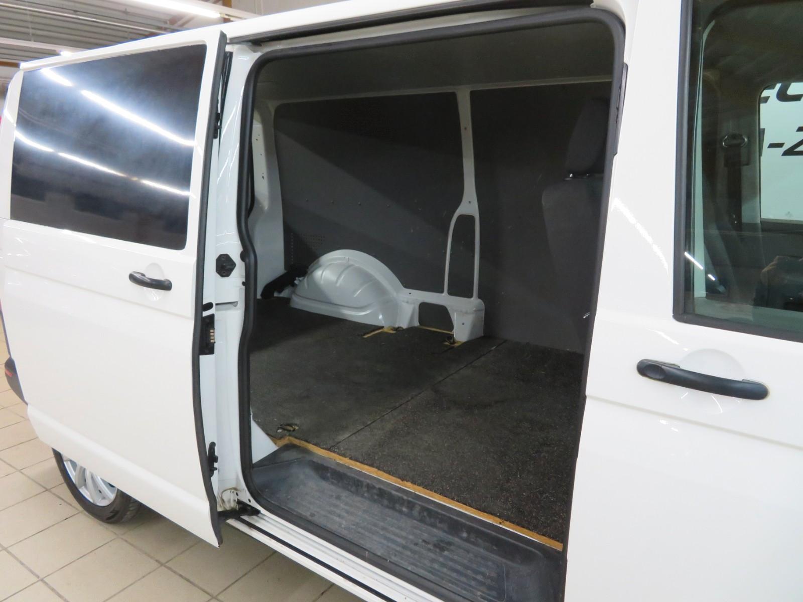 Volkswagen T6.1 Kasten 2.0 TDI Lang LR*LED*AHK*Sthzg*PDC*
