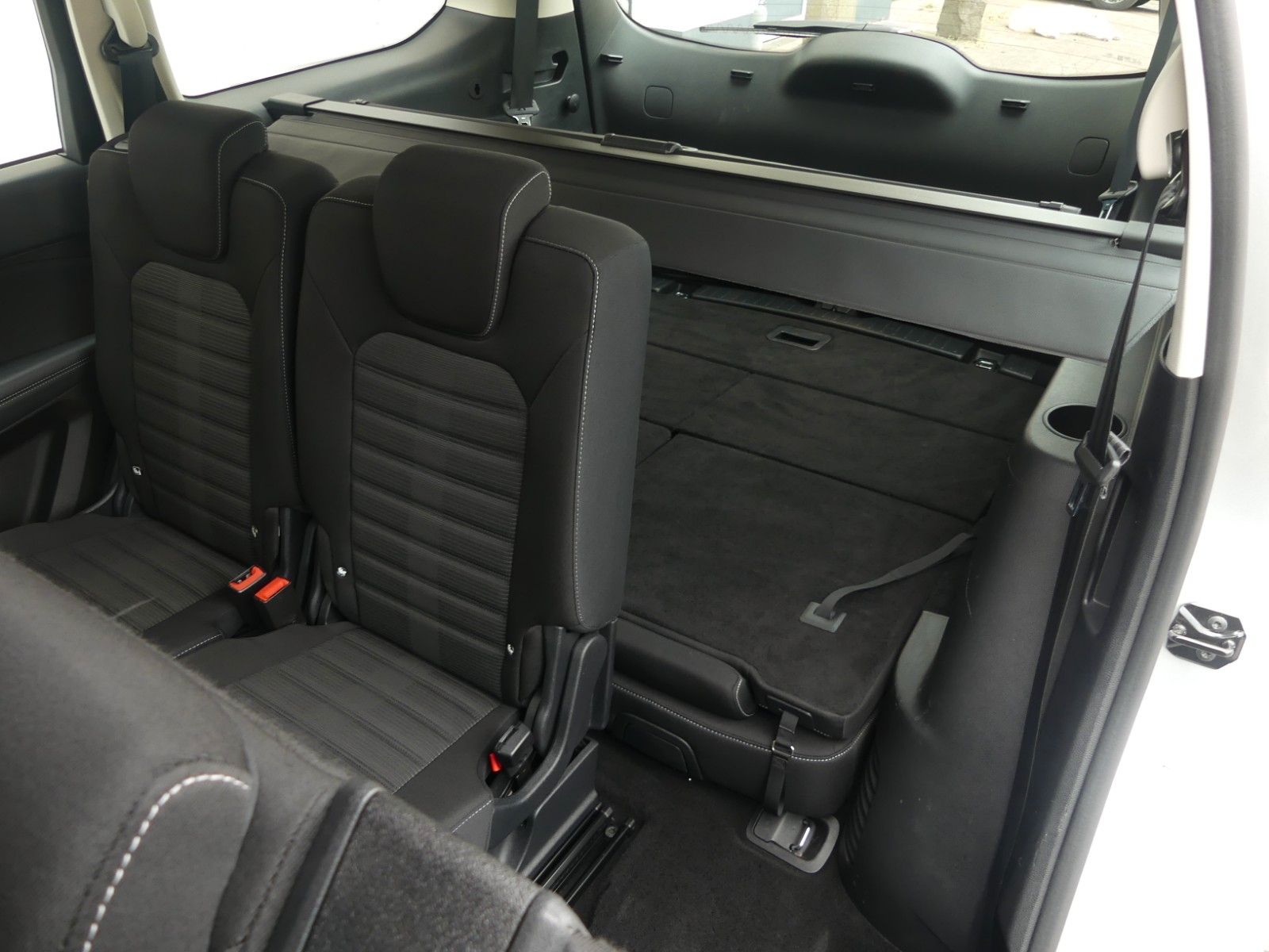 Fahrzeugabbildung Ford Galaxy Trend*Kamera*7 Sitze*