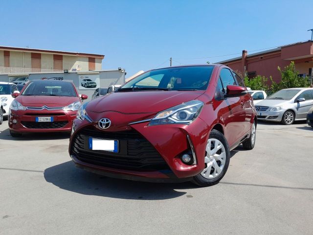 Toyota Yaris 1.0 72 CV 5 porte Lounge