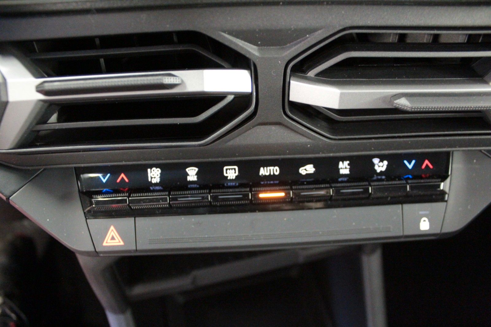 Fahrzeugabbildung Dacia Bigster hybrid 155 Expression*Winter-Plus-Paket*