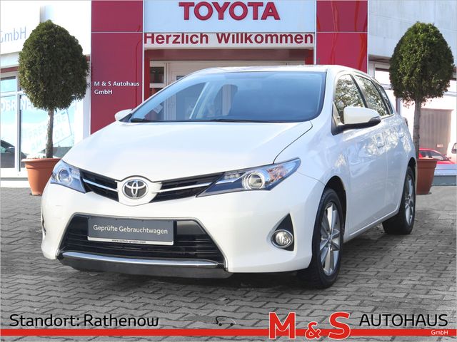 Toyota Auris 1.6 Life+