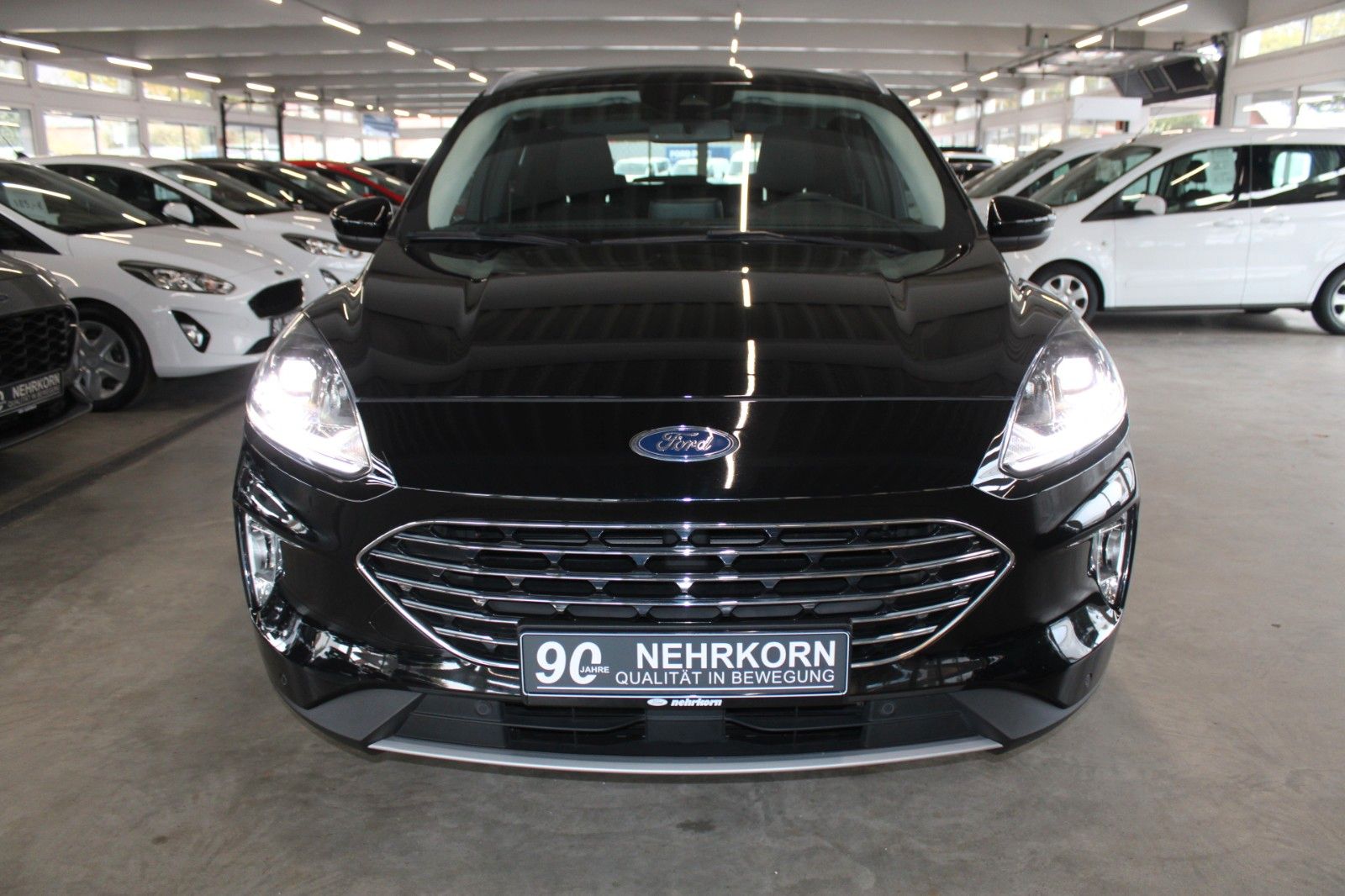Fahrzeugabbildung Ford Kuga Titanium LED NAVI CAM WinterPaket